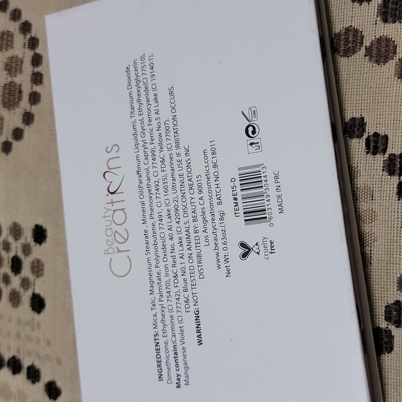 Beauty Creations Esmeralda II Eyeshadow Palette - Picture 3 of 3